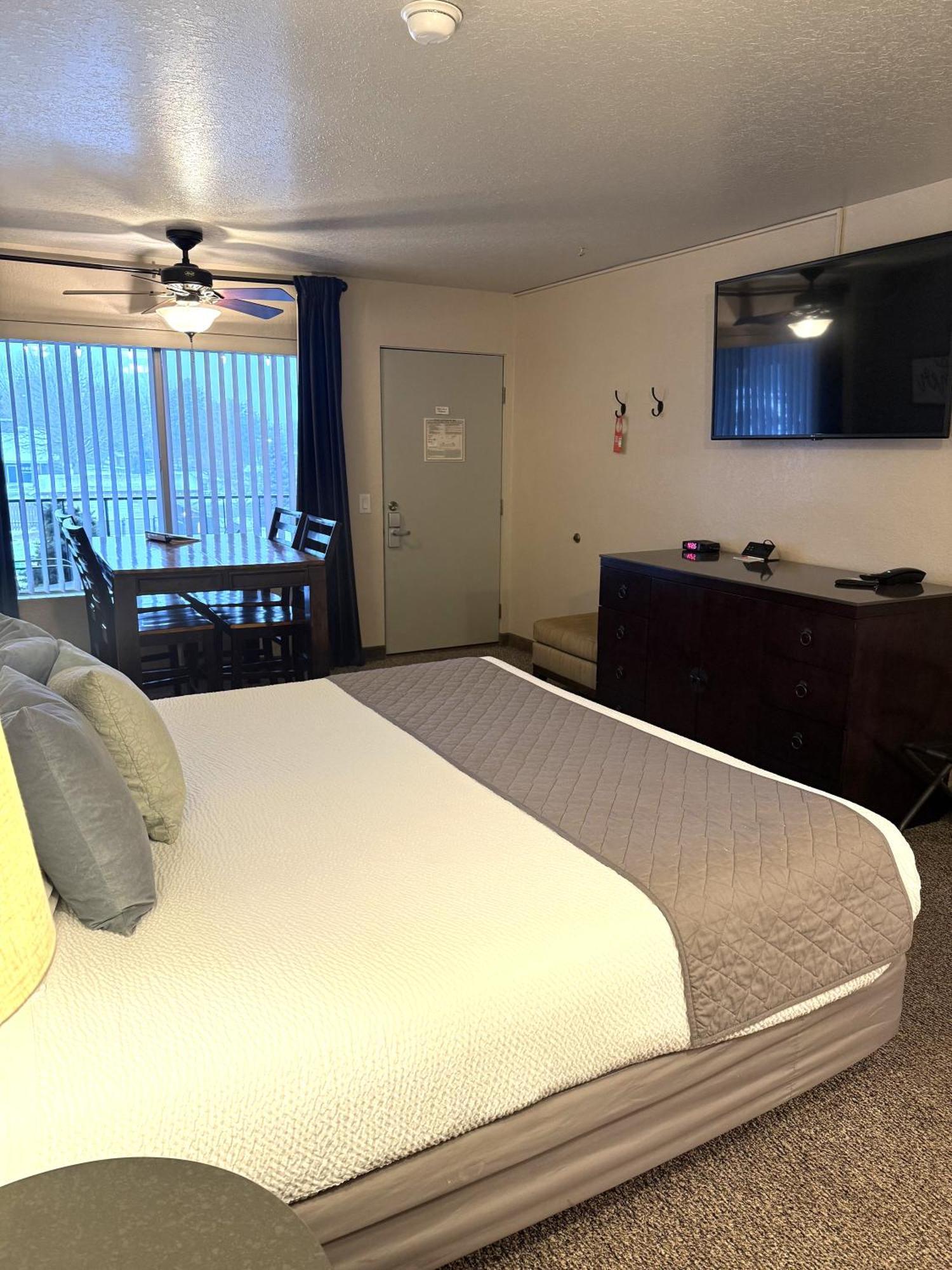 Mountain View Lodge Chelan Habitación foto